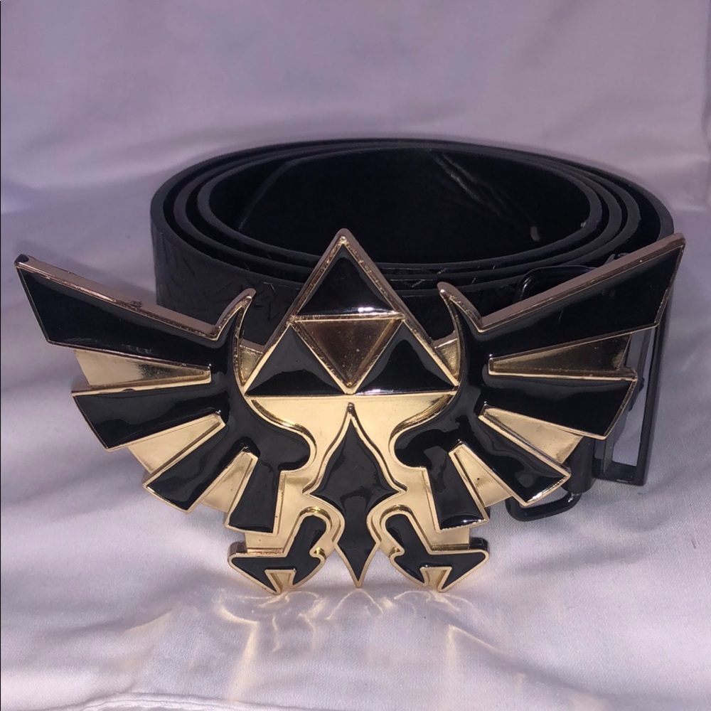 Nintendo The Legend of Zelda Triforce Belt and Buckle